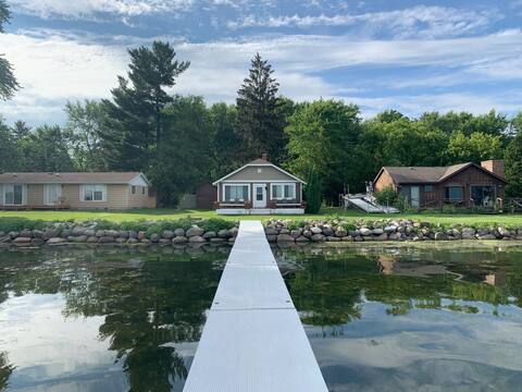 Cozy Cottage on Lake Kegonsa