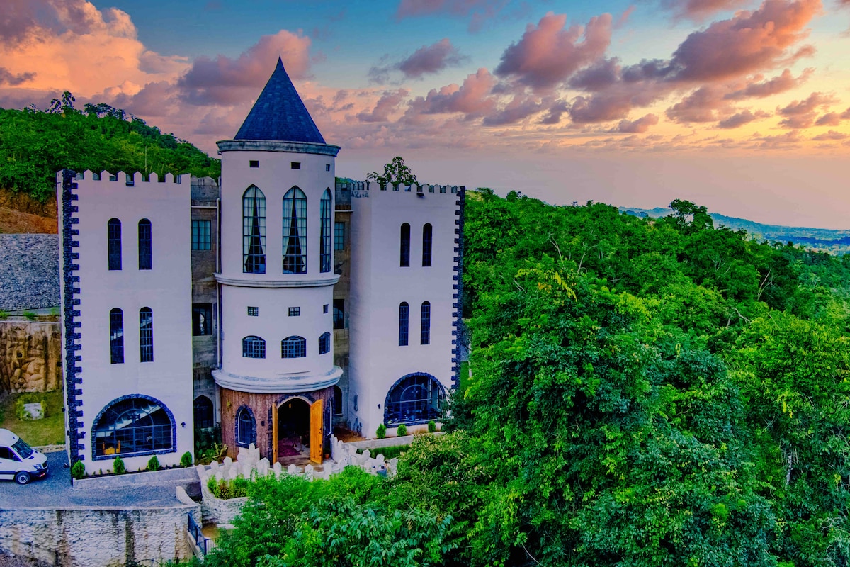 Jungle Castle with Chef and Driver onsite! - Villas for Rent in Playa ...