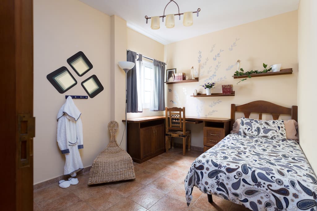 amplia habitación