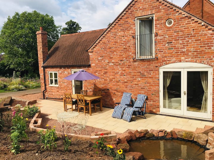 StourportonSevern Holiday Rentals & Homes England, United Kingdom