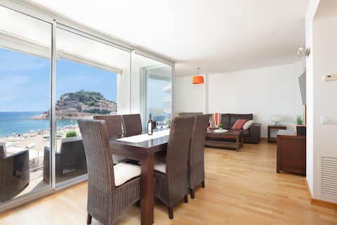 AMAZING FRONT SEA VIEWS APARTMENT