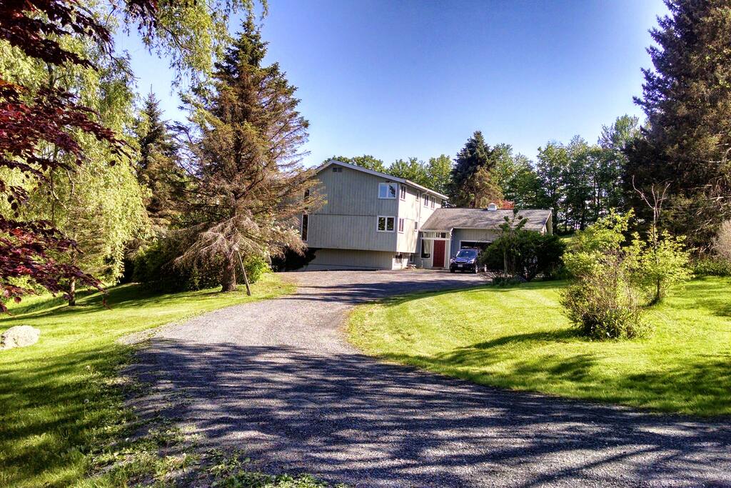 Approach to the house