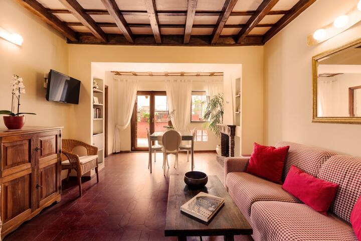 Principessa Trevi – La Dolce Vita with terrace gallery image 2