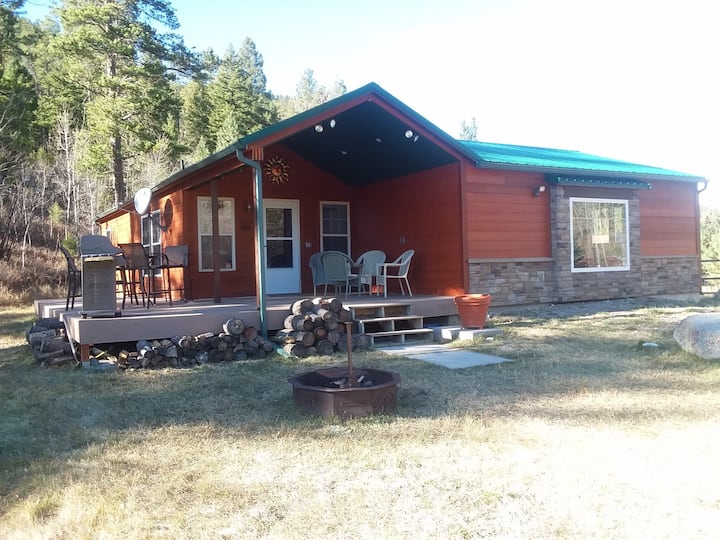 Monarch Vacation Rentals & Homes - Montana, United States | Airbnb