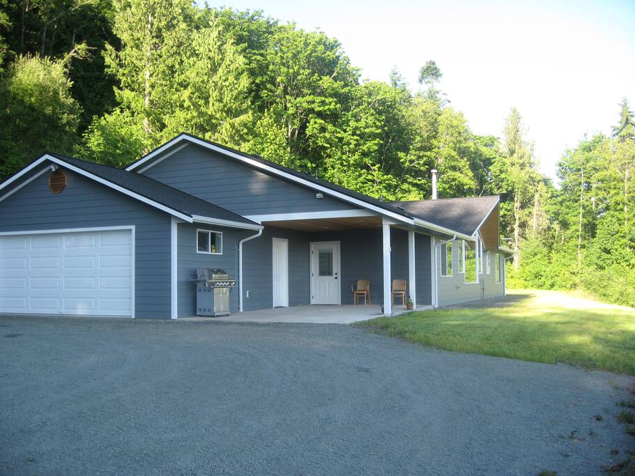 Front of the House looking west