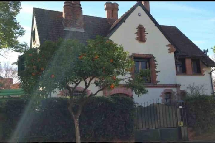 Five-bedroom house in Martínez