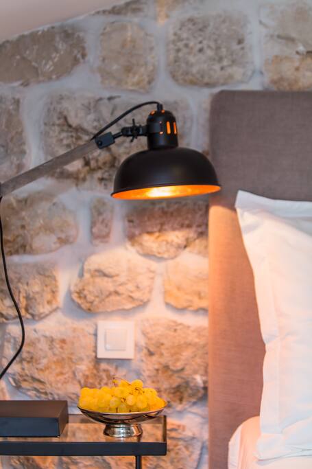 Bedroom details