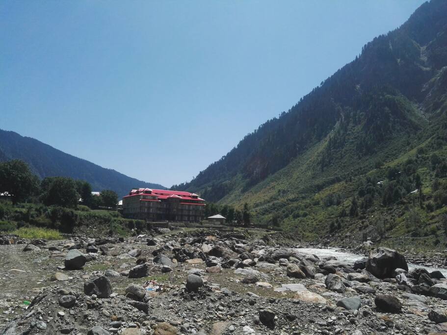 On River Kunhar