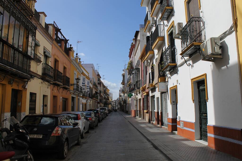Calle Santa Clara