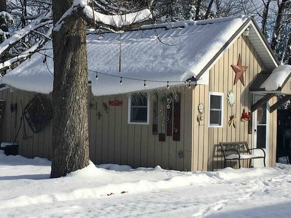 Airbnb Tustin Vacation Rentals Places To Stay Michigan