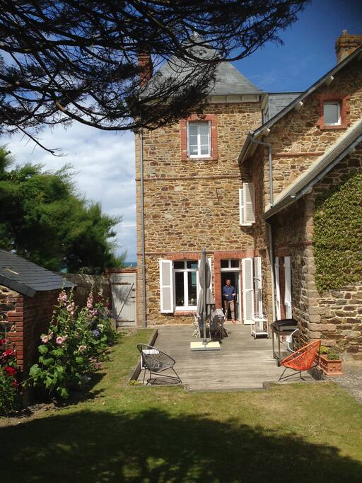 Villa coté jardin