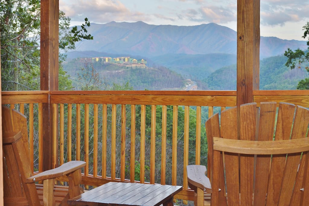 Breathtaking Mt Le Conte views at sunset