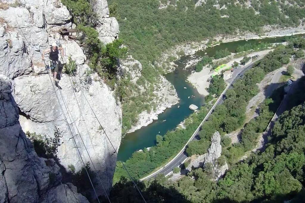Via Ferrata et le Thaurac à 5 minutes en voiture