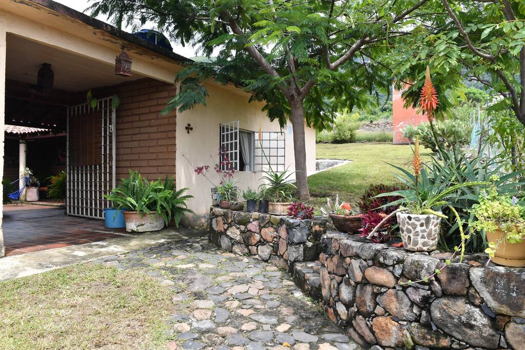 Entrada a la casa