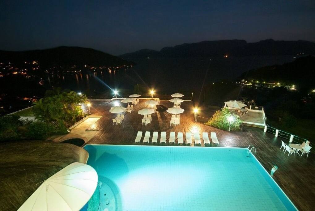 Piscina.