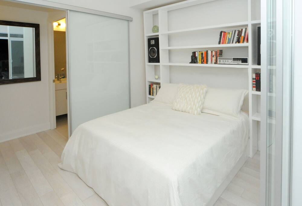 Bedroom with one Queen bed