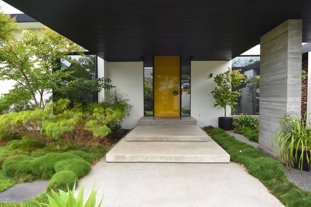 Leafy Entrance