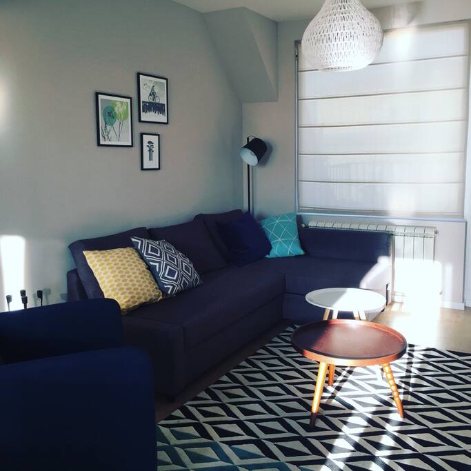 It has two terraces and a lot of natural light