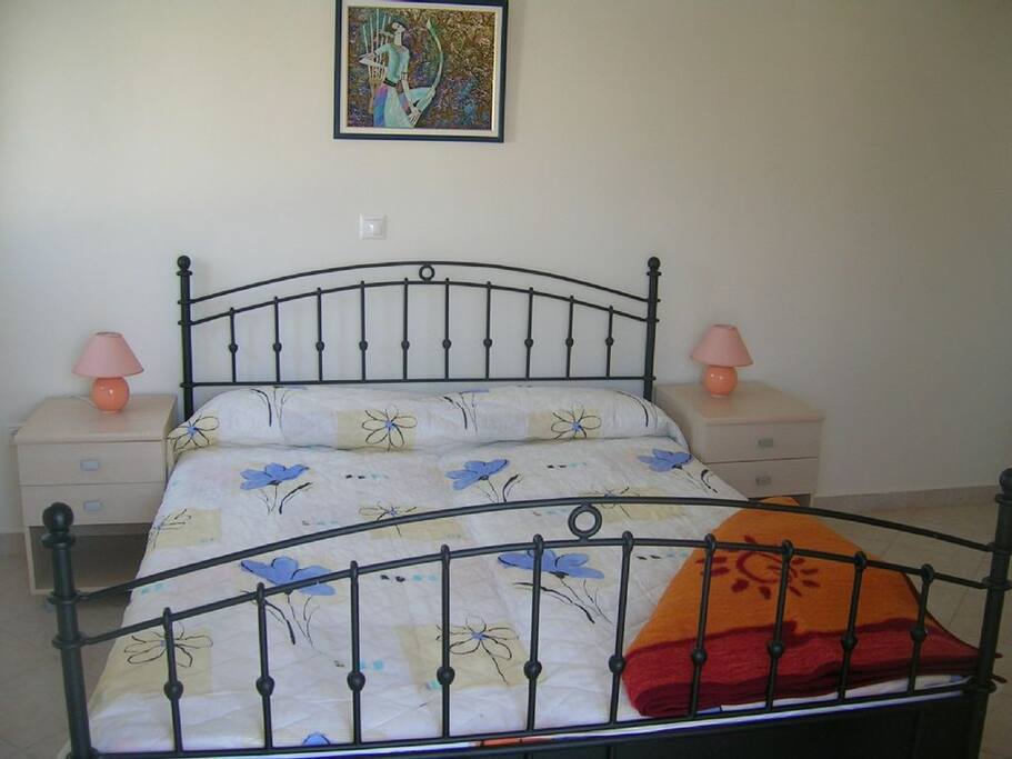 Kingsize Bed