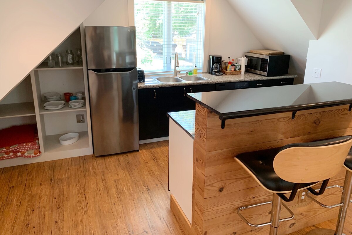 Central Austin Guesthouse