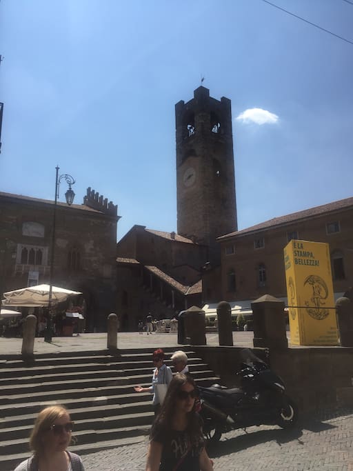 palazzo della Ragione, Campanone