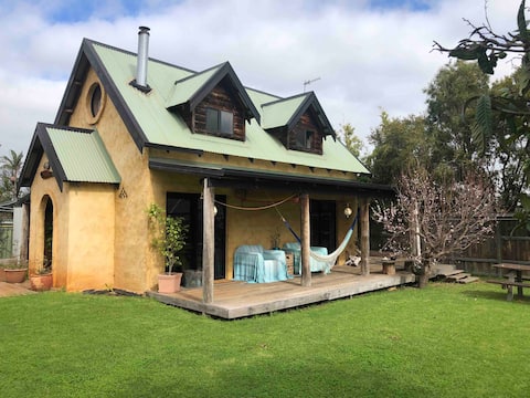 Top performing Airbnb: Classic Margs Cottage in Margaret River