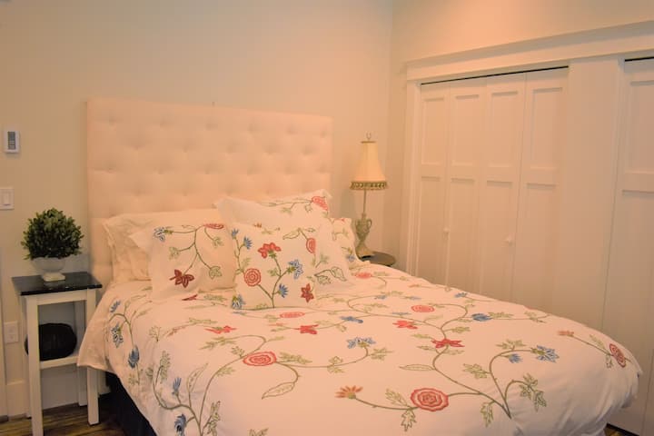 Master Suite features a queen-size bed. Large closets and an ensuite with Marble walk-in shower and vanity.