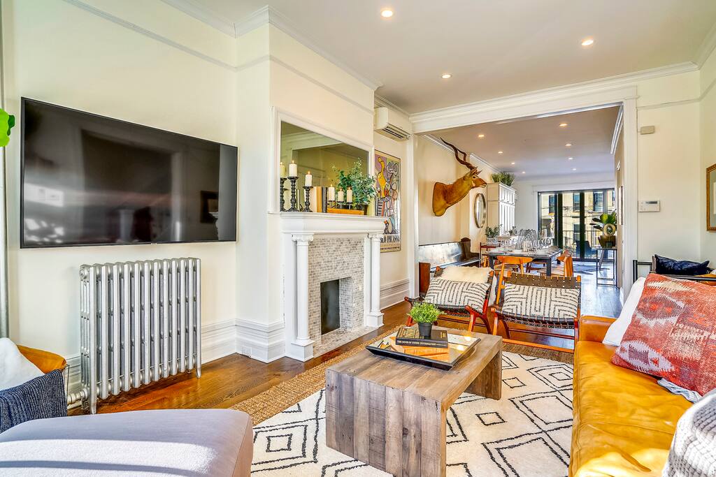World Class Brooklyn Brownstone Near A C Trains 6 Bedrooms 3 Bathrooms Townhouse In Brooklyn United States World Class Brooklyn Brownstone Near A C Trains 6 Bedrooms 3 Bathrooms Townhouse In Brooklyn United States