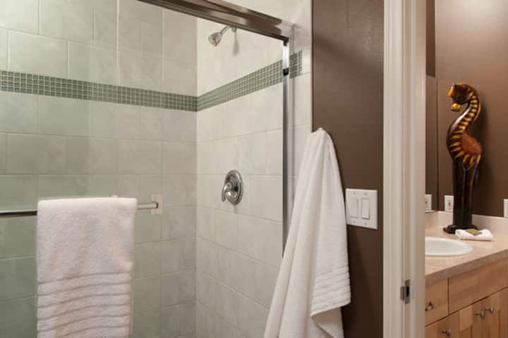 Three Tree Point Suite