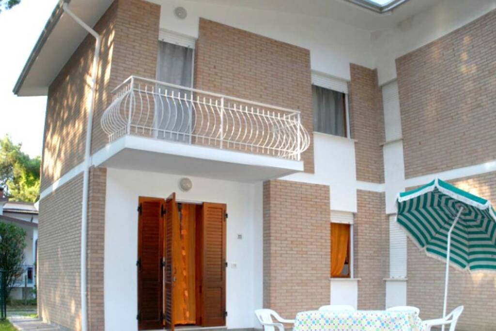 Esterno | Exterior view
