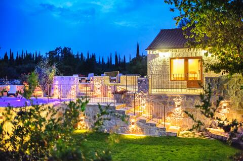 Villa Giulia, private pool, near Dubrovnik.