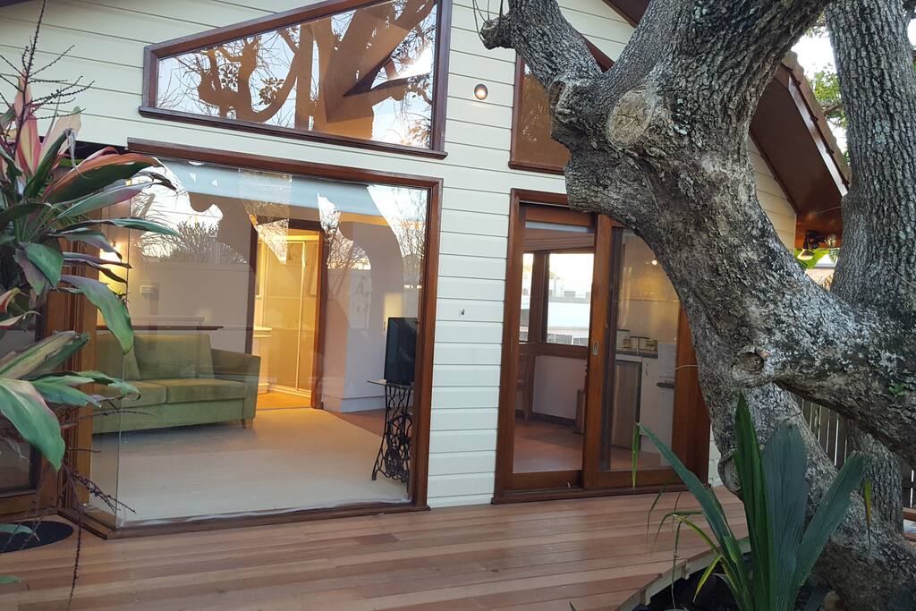 Front deck