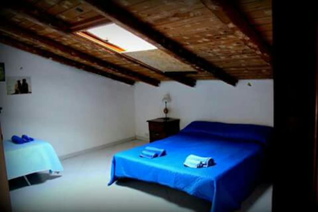 blue room