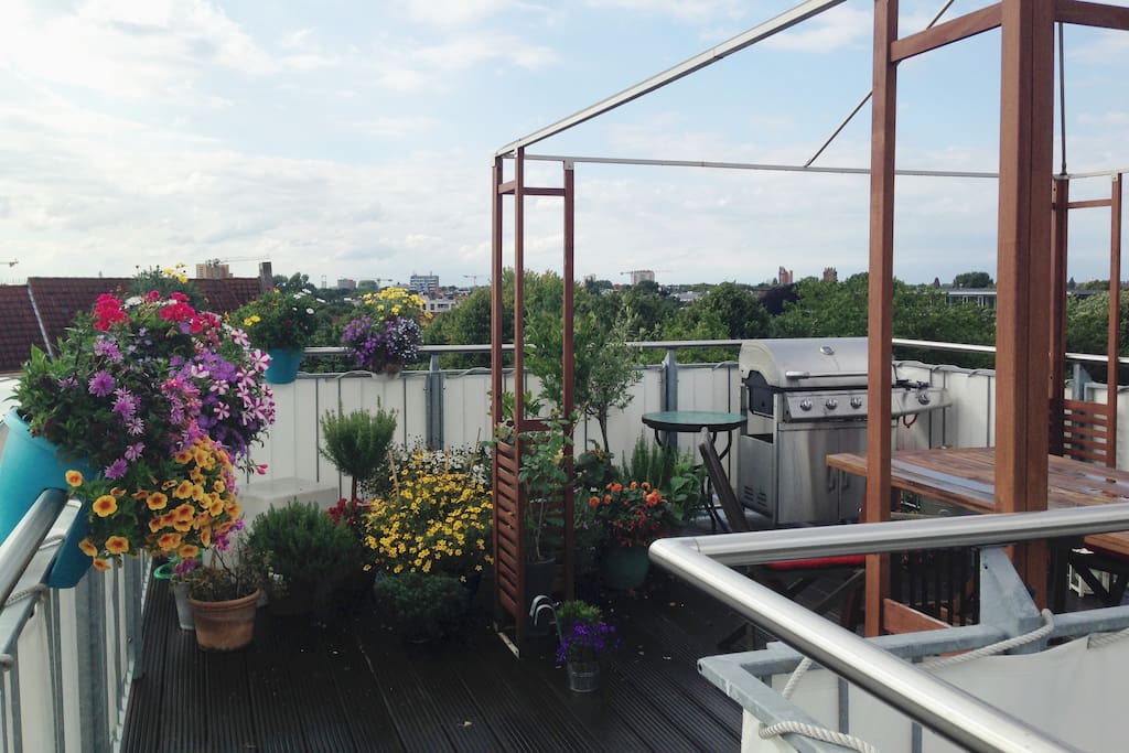 Dachterasse mit 360 Grad Blick über Hamburg