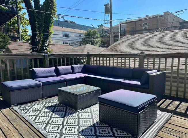 NEW! Spacious Modern 5 BD Condo gallery image 3