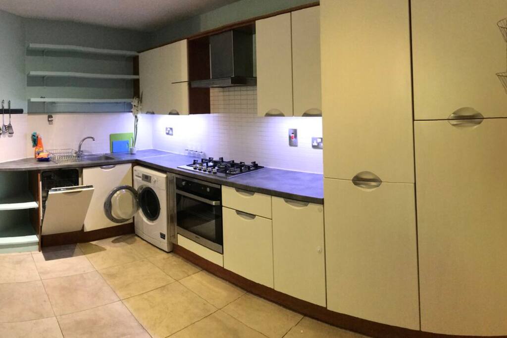 Built in kitchen, dishwasher, washer/dryer (laundry) gas hob and electric oven.