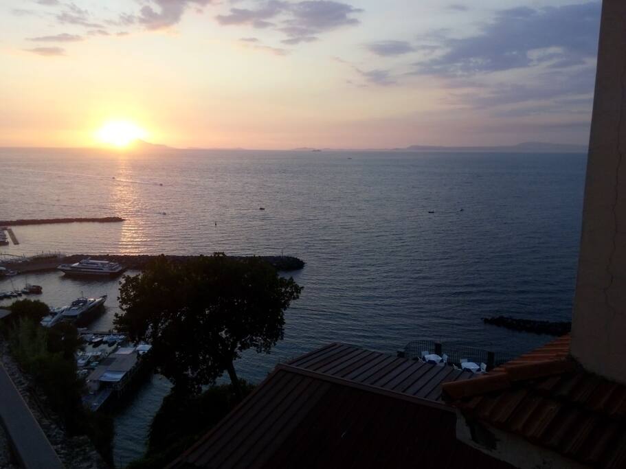 Vista al tramonto dal terrazzo