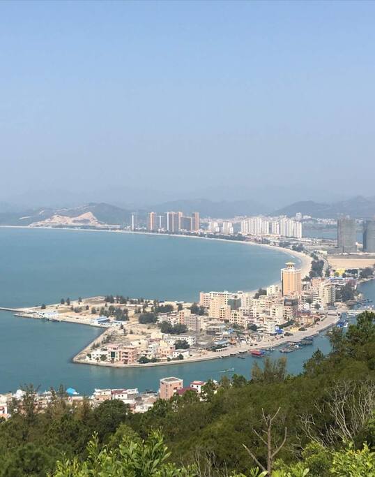 左湾是风平浪静的南门海