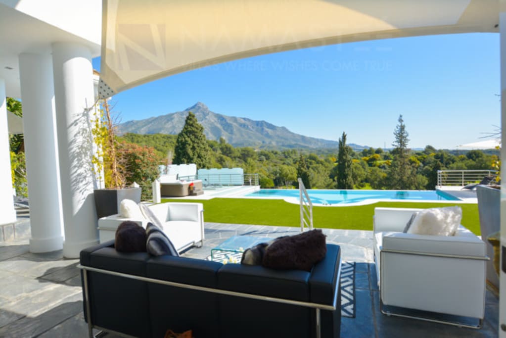 External lounge area