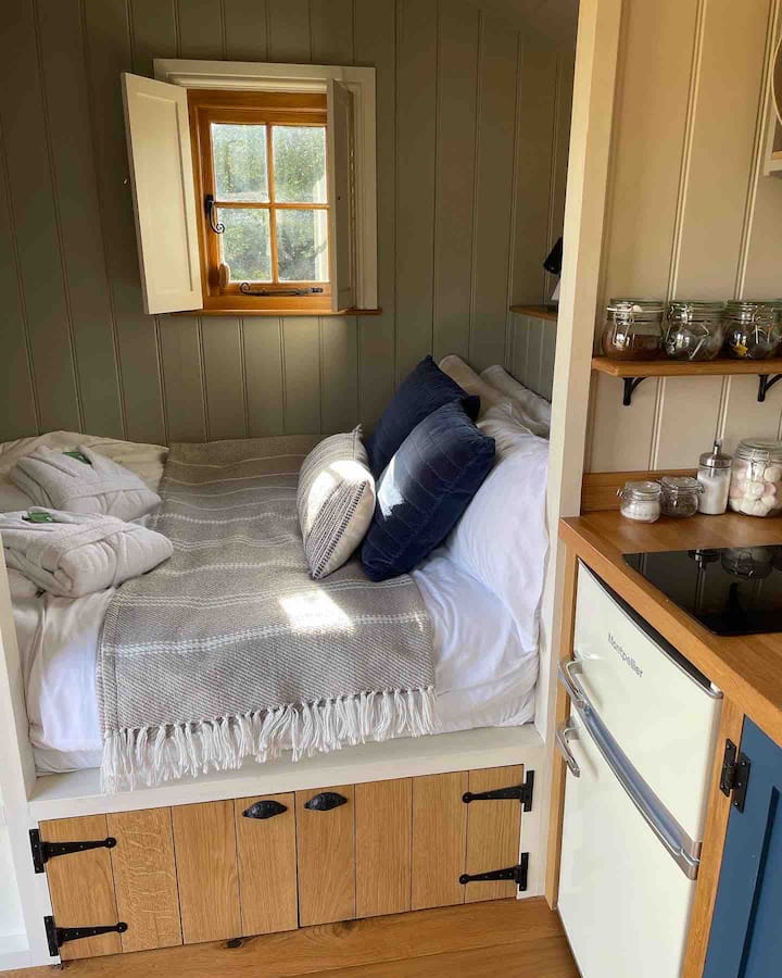 Cosy bed linen and thick cotton bathrobes.