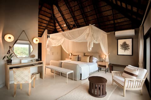 Luxury Suites at River Lodge