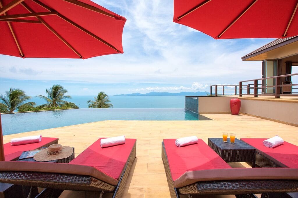 Imagine you lying here and relaxing in the sun!