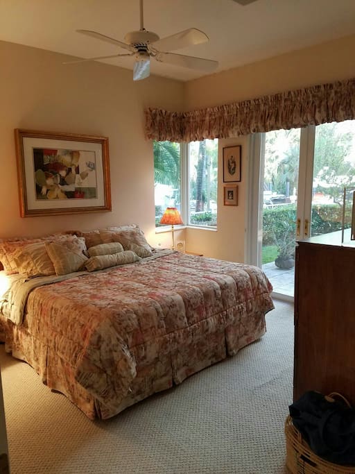 Cabana Suite with Beautiful views of the garden, Canal, Pool and Dock