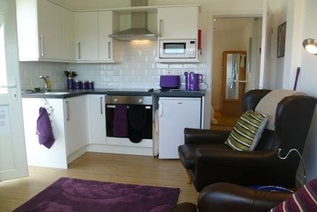 Kitchen/lounge