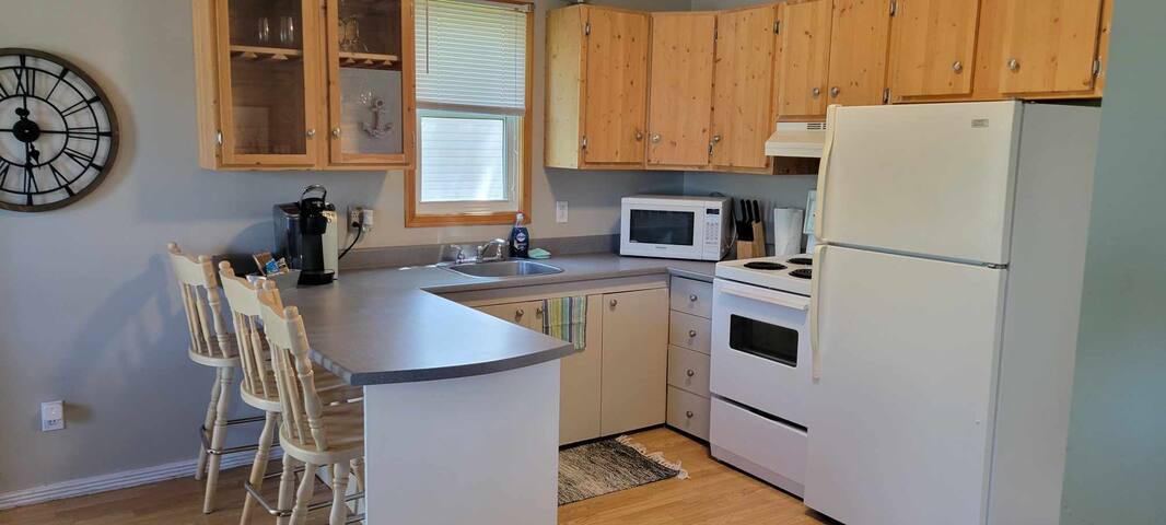 Parlee beach house on Gary ave. gallery image 2