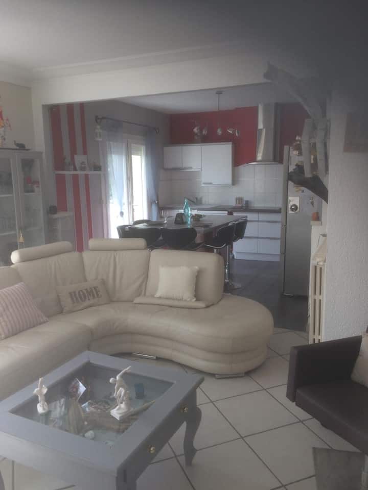 Charmant Appartement De 100m2 à Cabestany - Perpignan