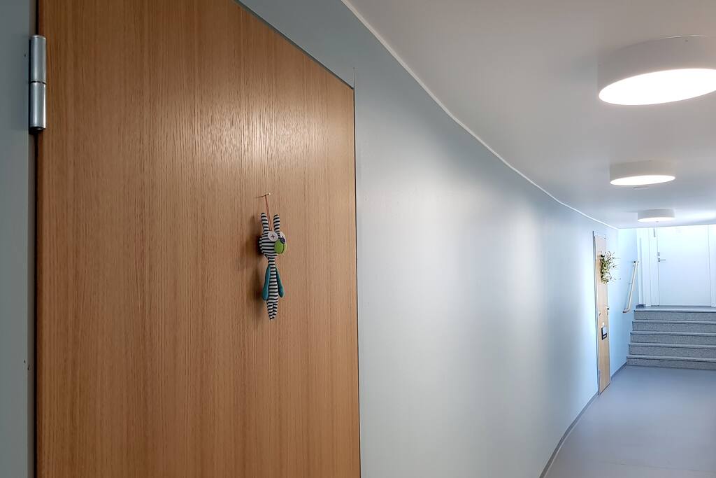 Welcoming entrance to the apartment on the 7th floor