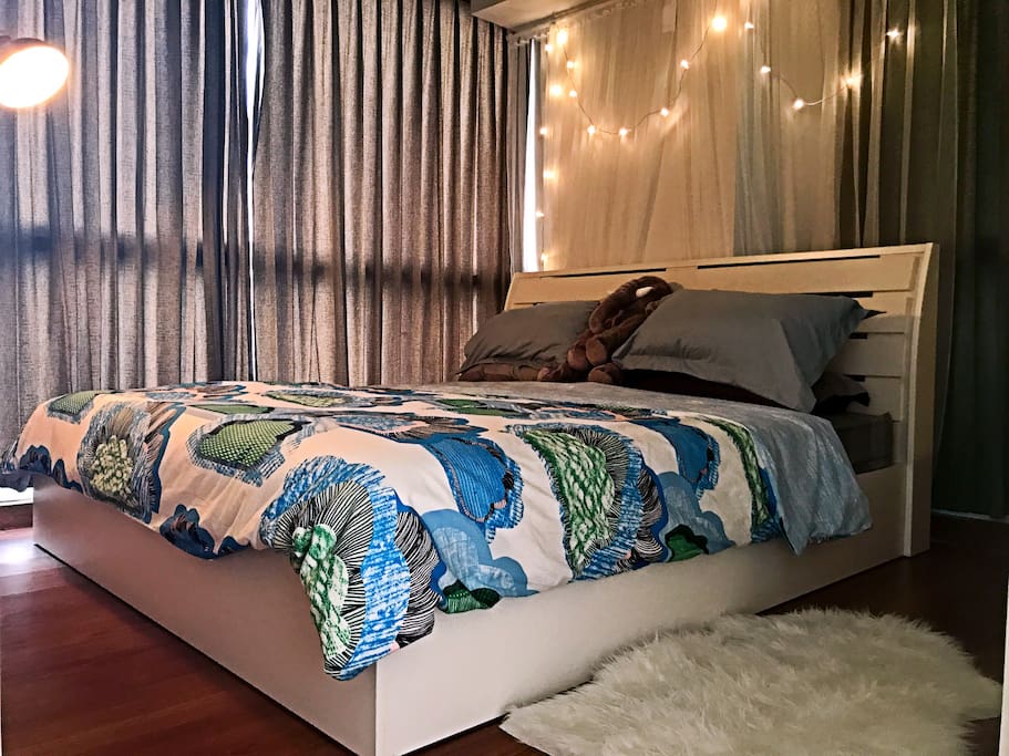 The master bedroom 主卧