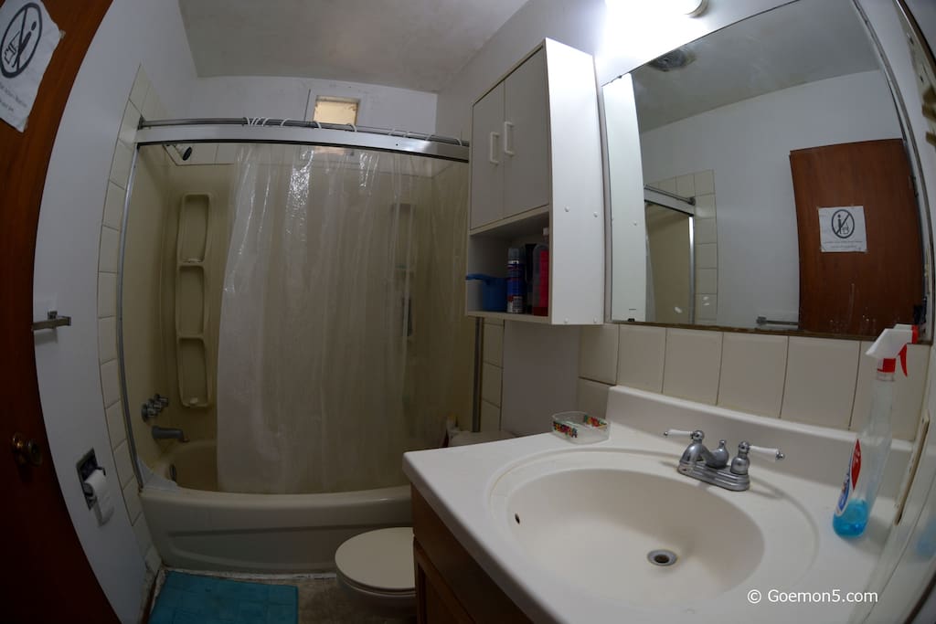 The house has six bedrooms, and we share 2.5 washrooms