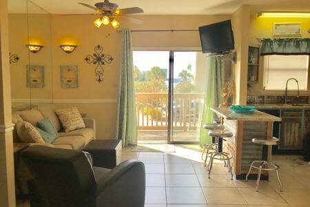 Lei Lani Life, Live it, Love it!